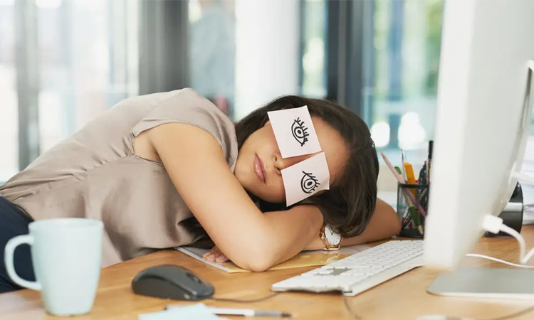 কাজের পরে ক্লান্ত বোধ করছেন? তাহলে এই ৫টি কাজ করুন কাজের পরে ক্লান্ত বোধ করছেন? তাহলে এই ৫টি কাজ করুন