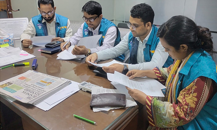 এসইসিতে দুদক - সফটওয়্যারে অবৈধ সংযোগ দিয়ে তথ্য পাচারের অভিযোগ এসইসিতে দুদক - সফটওয়্যারে অবৈধ সংযোগ দিয়ে তথ্য পাচারের অভিযোগ