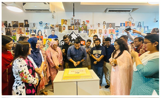 রাইজআপ ল্যাবসের নতুন দিগন্ত: ১১ হাজার বর্গফুটের অত্যাধুনিক অফিস উদ্বোধন রাইজআপ ল্যাবসের নতুন দিগন্ত: ১১ হাজার বর্গফুটের অত্যাধুনিক অফিস উদ্বোধন